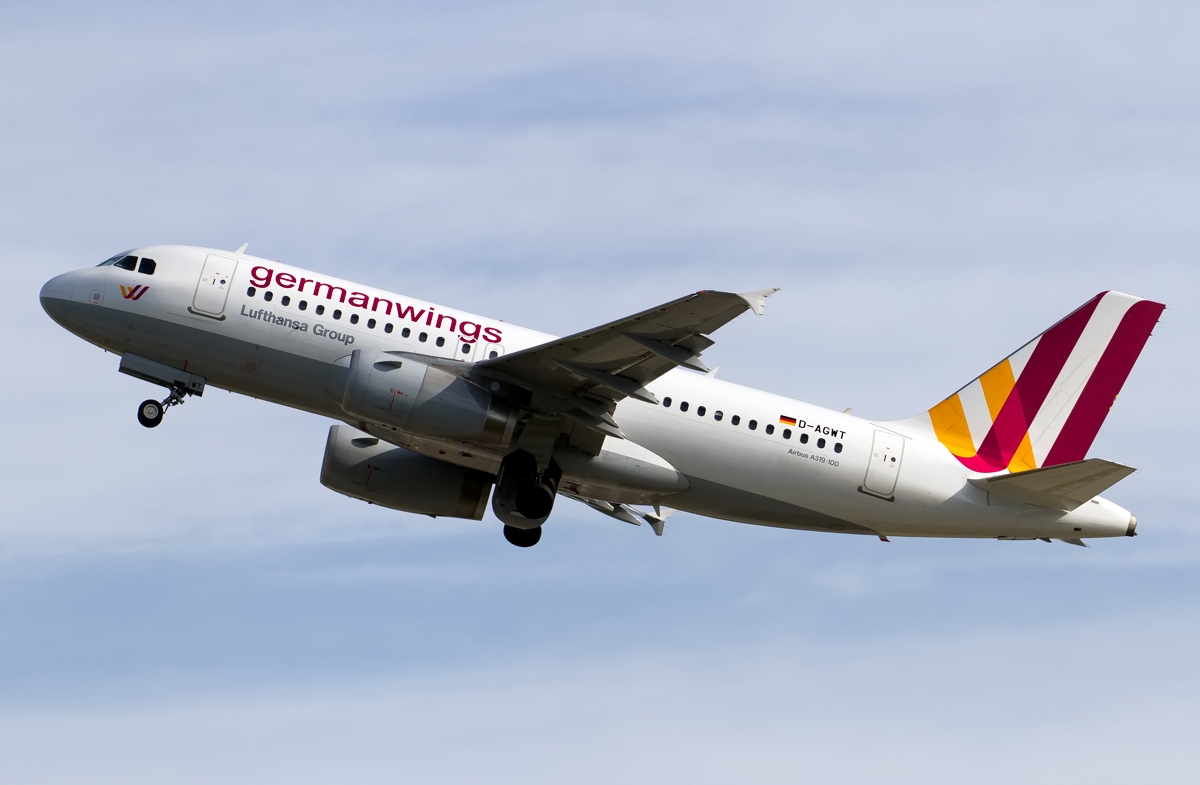 Máy bay hãng Germanwings đã phải sơ tán toàn bộ hành khách vì bị đe dọa đánh bom