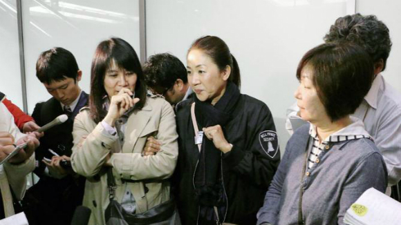 Các hành khách thoát nạn vui vẻ kể lại sự cố máy bay Hàn Quốc gặp nạn ở Nhật Bản