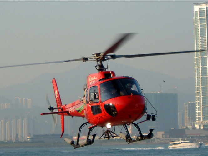 Chiếc máy bay mất tích bí ẩn là một trực thăng Eurocopter AS350.