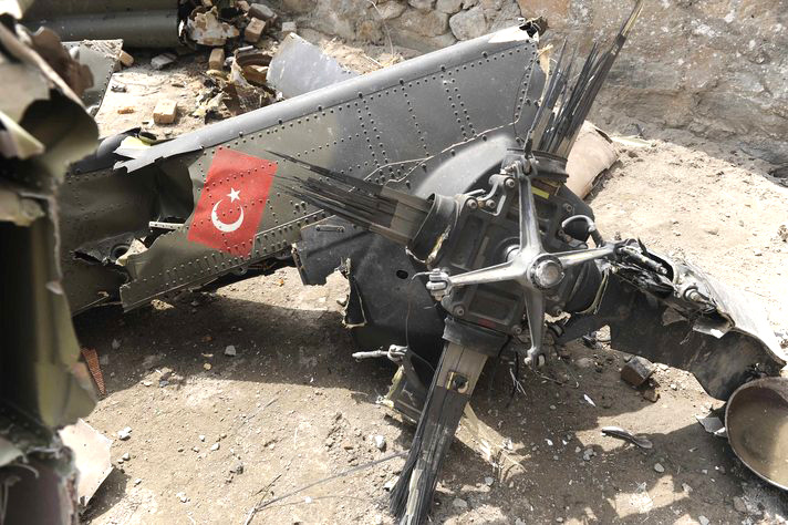 Tai nạn máy bay rơi khiến ít nhất 7 người thiệt mạng, trong đó có cả các tướng tá quân đội Thổ Nhĩ Kỳ