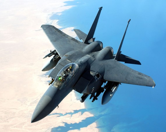 Máy bay tiêm kích F-15 Eagle là chiến cơ uy lực nhất thế giới
