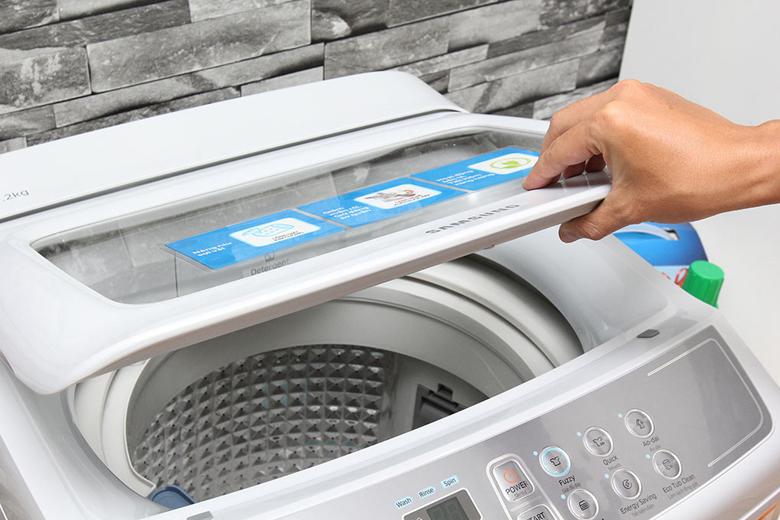 Người tiêu dùng sử dụng máy giặt Samsung cửa trên nên kiểm tra mã số sản phẩm để kịp thời sửa chữa