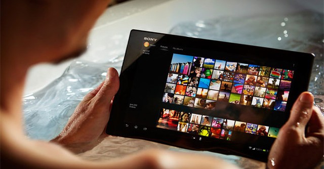 Sony Xperia Z3 Tablet Compact là chiếc máy tính bảng chơi game có khả năng chịu nước và bụi ở tiêu chuẩn IP68