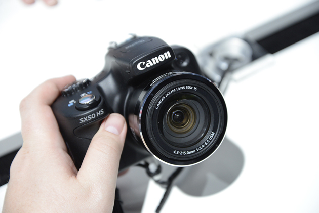 thu hồi máy ảnh Canon SX50 HS