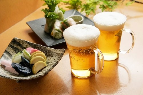 Bia còn thường xuyên được sử dụng trong mẹo vặt nấu nướng của các bà các mẹ