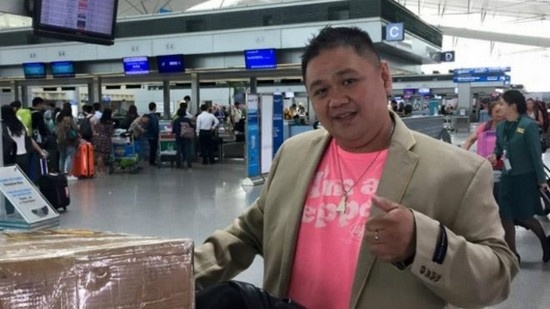 Vụ Minh Béo bị bắt: Anh trai tới lãnh sự quán Mỹ xin visa