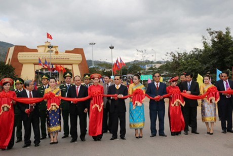 Lễ khai trương mô hình kiểm tra “một cửa, một lần dừng” tại cửa khẩu quốc tế Lao Bảo-Densavan