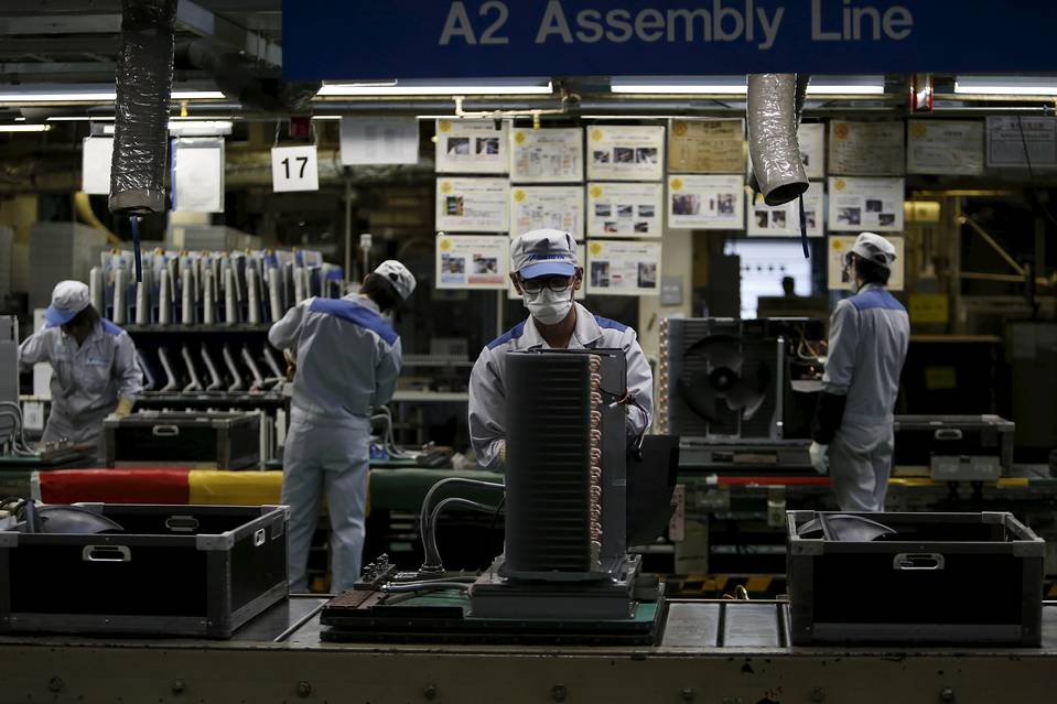 Thủ tướng chính phủ Shinzo Abe đã kêu gọi thực hiện những cuộc cách mạng năng suất lao động