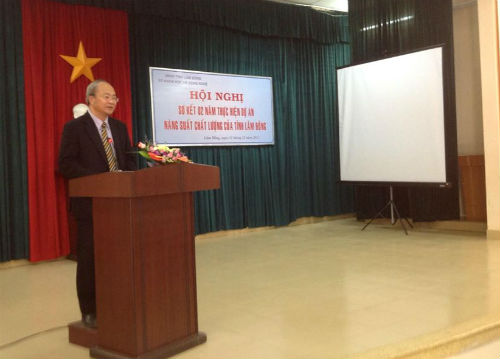 ông Lê Xuân Thám – Trưởng ban điều hành Dự án NSCL tỉnh Lâm Đồng phát biểu trong lễ sơ kết 2 năm thực hiện dự án NSCL