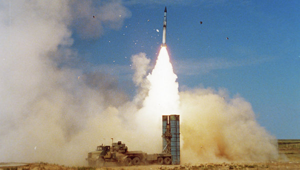 hệ thống tổ hợp tên lửa phòng không S-300 đã được khai hỏa trong cuộc tập trân