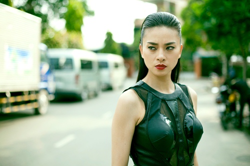 Ngô Thanh Vân xuất hiện với hình ảnh ‘máu lạnh’ trong phim Tết