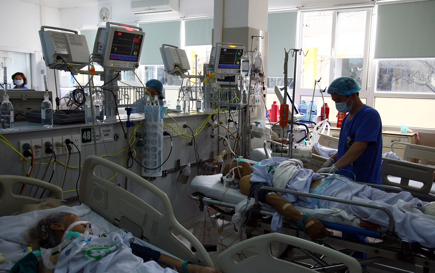 Bệnh viện Bạch Mai ứng dụng 500 kỹ thuật mới cứu người