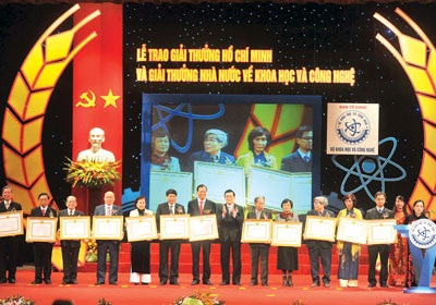 Giải thưởng Hồ Chí Minh và Giải thưởng Nhà nước về KH&CN