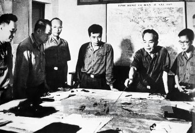 Hồ Chí Minh và bài học ‘dùng người’ còn mãi với thời gian