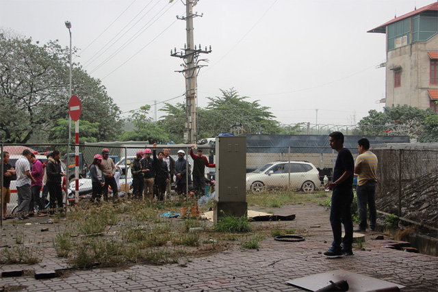 Khu vực người d&acirc;n ph&aacute;t hiện ra nạn nh&acirc;n đ&atilde; tử vong