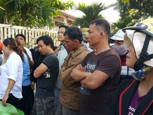 Báo giới nước miêu tả hàng trăm người chờ để viếng ông Nguyễn Bá Thanh