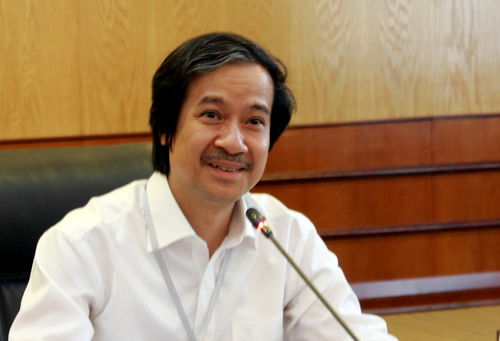 Thầy Nguyễn Kim Sơn, phó giám đốc Đại học Quốc gia Hà Nội.
