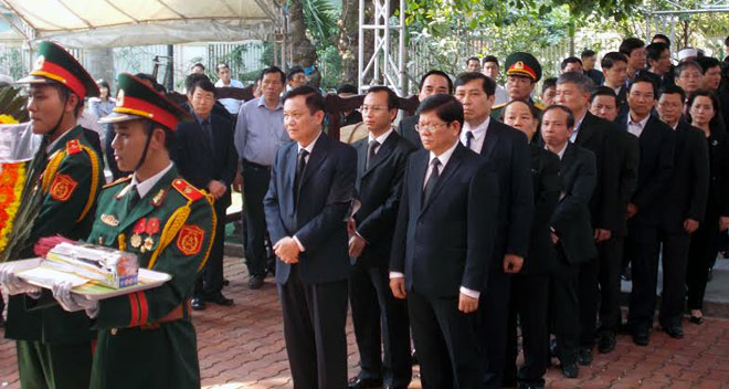 Lãnh đạo Thành ủy, UBND TP Đà Nẵng vào viếng ông Nguyễn Bá Thanh