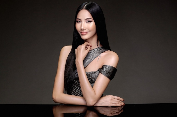  Hoàng Thùy - Top 5 Hoa hậu Hoàn vũ Việt Nam 2017