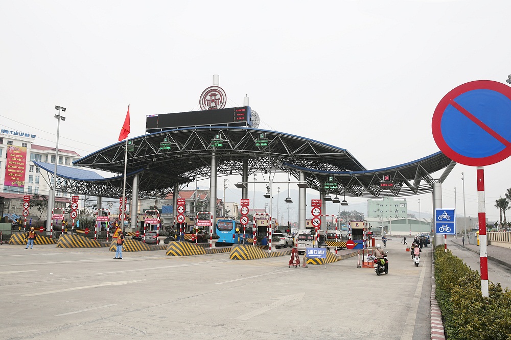 Trạm thu giá BOT Biên Cương trên Quốc lộ 18 đoạn Hạ Long - Mông Dương