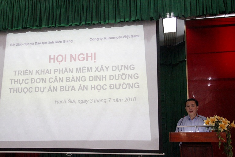 Ông Cao Thanh Hùng - Phó Giám đốc Sở GDĐT tỉnh Kiên Giang phát biểu tại Hội nghị