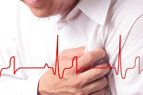 Kết hợp rượu và nước tăng lực có thể là nguyên nhân gây đau tim
