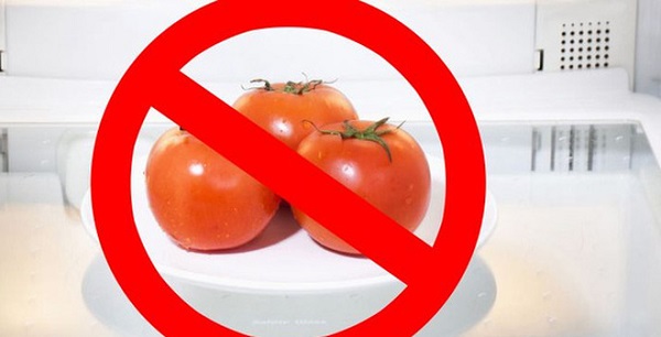 Trữ cà chua trong tủ lạnh làm mất đi chất dinh dưỡng và hương vị của quả. 