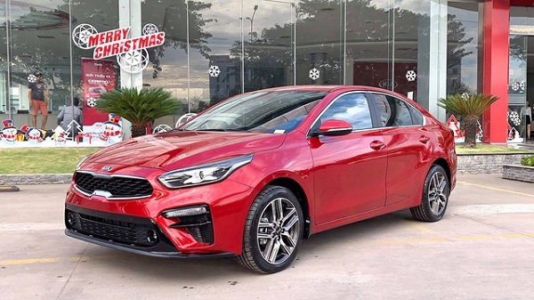 Kia Cerato 2019 bản 'full option' có giá 675 triệu đồng