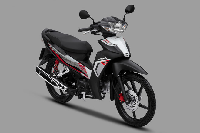 Honda Blade 'tút tát' lại vẻ bề ngoài. Giá bán từ 18,8 triệu đồng