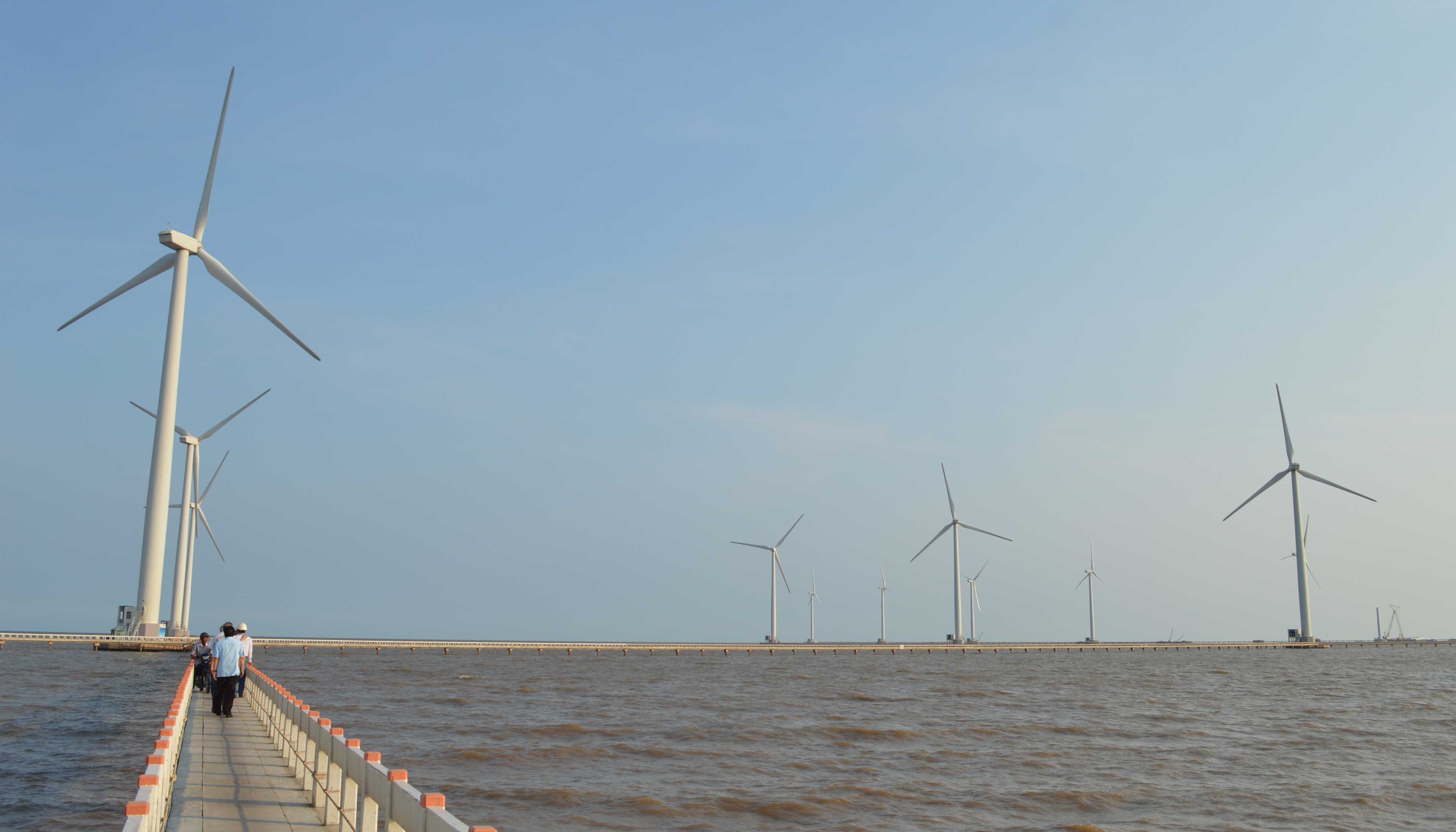 Nhà máy điện gió Bạc Liêu sẽ giúp giải quyết bài toàn thiếu điện, nâng cao năng suất chung toàn ngành điện