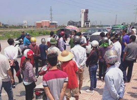 Người dân bàng hoàng trước vụ cô gái trẻ nhảy sông tự sát ở Ninh Bình