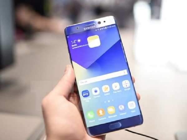 Hành khách mang theo Samsung Galaxy Note 7 không được lên máy bay của Vietnam Airlines 