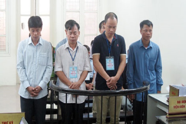 Nhiều 'quan' xã, huyện ở Hà Nội lãnh án tù vì nhận hối lộ