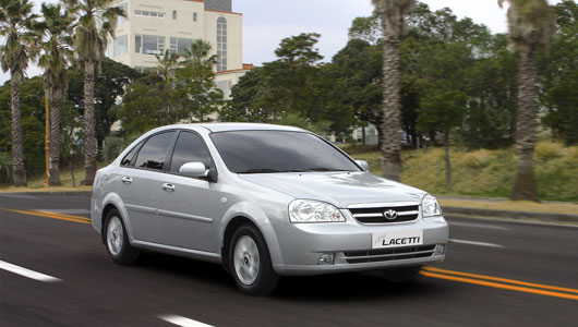Daewoo Lacetti cũng là dòng ô tô giá rẻ được nhiều người tiêu dùng Việt lựa chọn