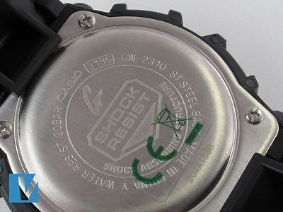 Có thể dễ dàng phân biệt đồng hồ Casio G Shock thật giả nhờ các thông số kỹ thuật trên mặt đồng hồ