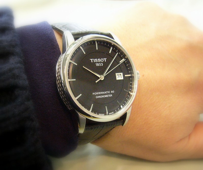 Phân biệt đồng hồ Tissot fake dựa vào giá cả là cách làm nhanh chóng nhất