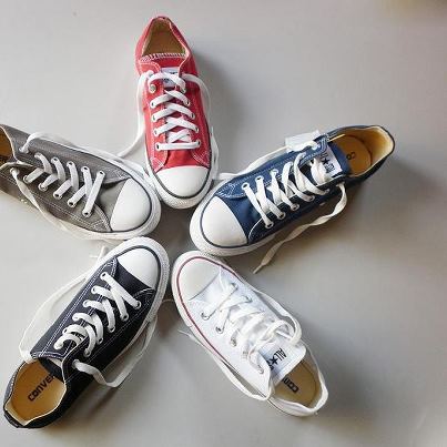 Phân biệt giày Converse chính hãng và hàng Fake nhanh nhất cho những người mua không chuyên