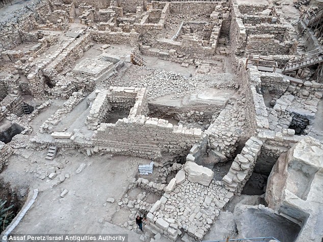 Pháo đài cổ 2.000 năm ở Israel