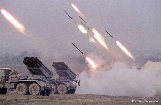 Đây không phải là lần đầu tiên quân đội Syra sử dụng pháo phản lực BM-21 để tấn công khủng bố IS
