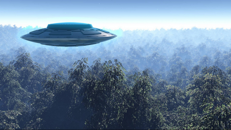 Vật thể bay không xác định (UFO) hiện là đối tượng được nhiều người quan tâm