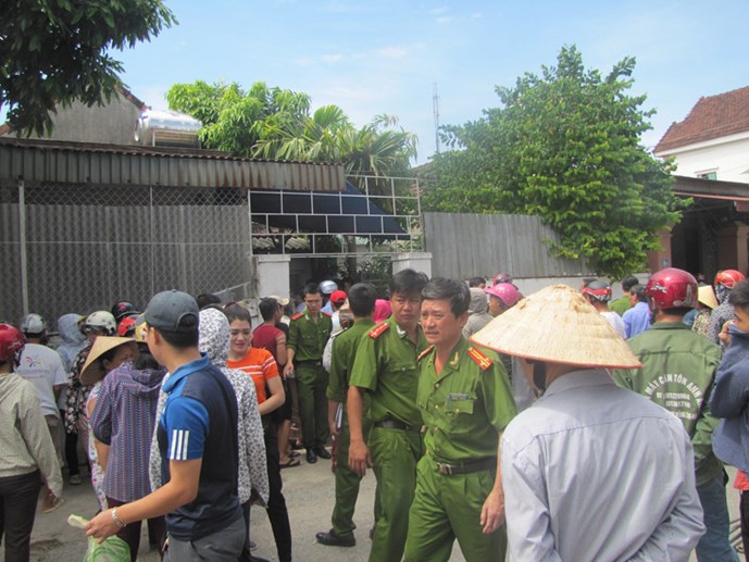 Công an tỉnh Hà Tĩnh và Công an thị xã Hồng Lĩnh điều tra làm rõ nghi án hai mẹ con treo cổ tự tử trong phòng khóa kín