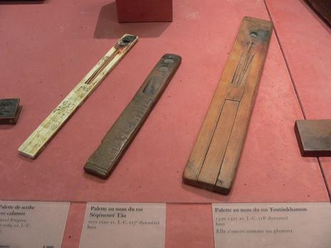 Bút là một trong những phát minh cổ xưa và có tính ứng dụng cao của người Ai Cập