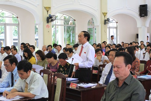 Đại biểu Nguyễn Đăng Hải phát biểu ý kiến tại kỳ họp. Ảnh Thùy Linh