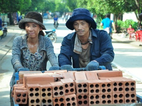 Phim Trúng số của Dustin Nguyễn được chuyển thể từ bài báo có thật đăng trên Báo Thanh Niên ngày 29/12/2011