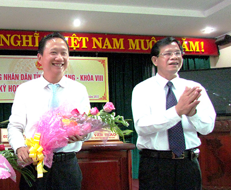 Phó Chủ tịch UBND  Hậu Giang Trịnh Xuân Thanh(bên trái)
