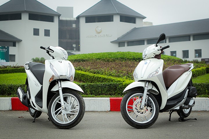 Xe Honda SH và Piaggio Medley ABS. Ảnh: Zing News