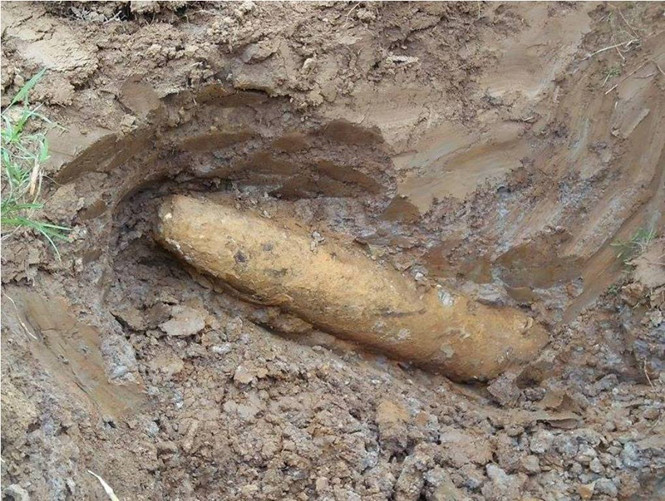Quả bom được phát hiện dưới lòng đất