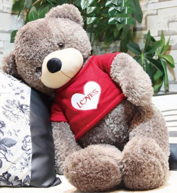 Gấu bông là món quà tặng Valentine trắng cho nàng vừa đơn giản vừa được yêu thích
