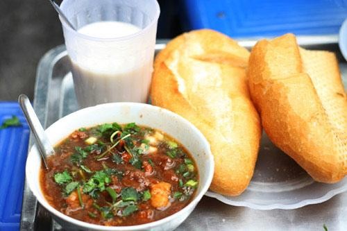 10 địa điểm ăn vặt nổi tiếng Hà Thành