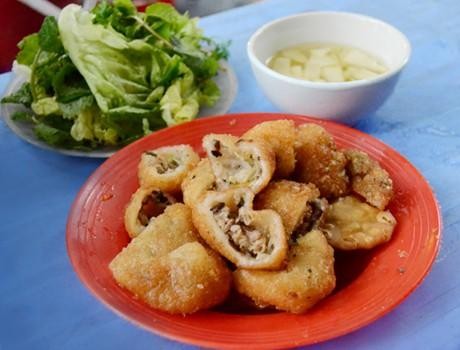 10 địa điểm ăn vặt nổi tiếng Hà Thành